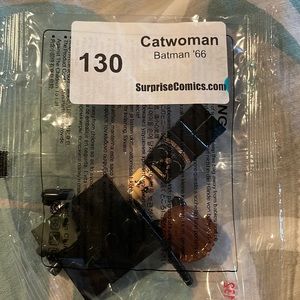 Mini cat woman lego figure